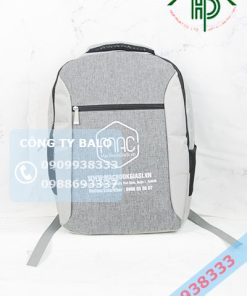 Mặt trước may Balo quà tặng Macbook