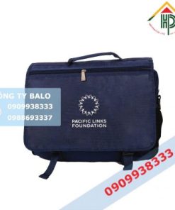 Mặt trước may túi đeo chéo pacific links foundation