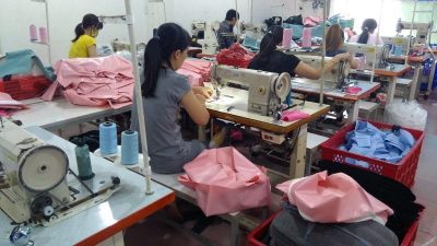 Xưởng may balo Hợp Phát có đội ngũ nhân công kỹ thuật tay nghề cao